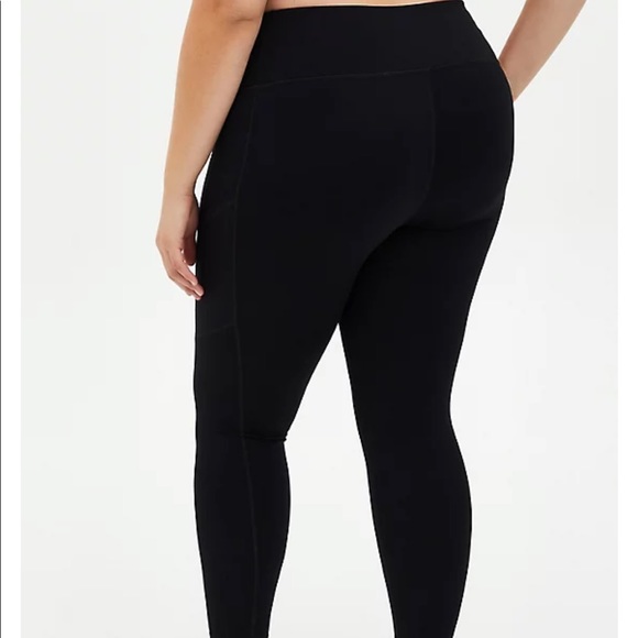 🖤 FULL LENGTH PERFORMANCE CORE LEGGING - Picture 4 of 5